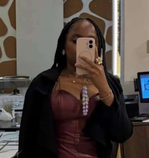 Karry White, 27 year old escort in Kilimani, Nairobi Karry White, 27 year old escort in Kilimani, Nairobi